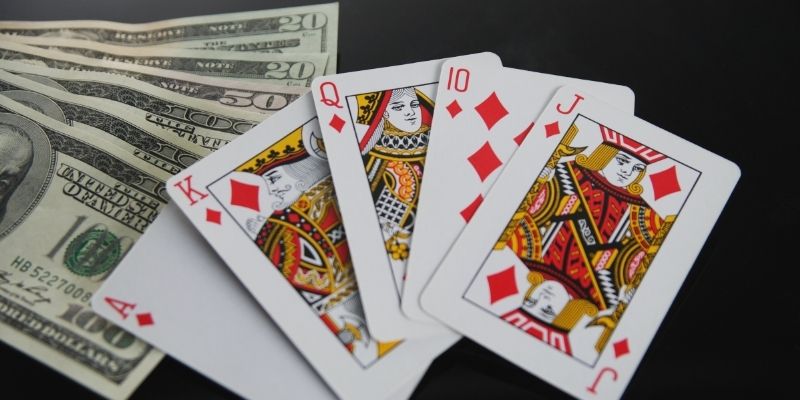 Làm quen nhanh luật cơ bản trong trò Poker